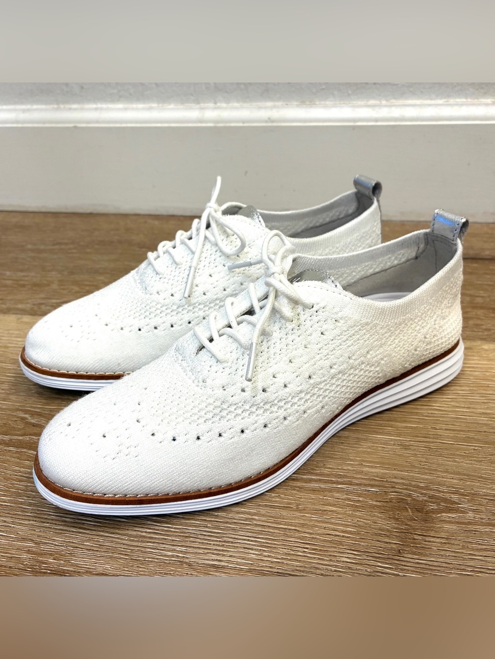 Cole Haan ØriginalGrand Stitchlite Fabric Oxfords White Women’s Size 6 B